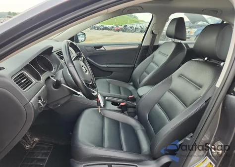 2017 Volkswagen Jetta Se из США, поврежденный, VIN 3VWDB7AJ9HM273603